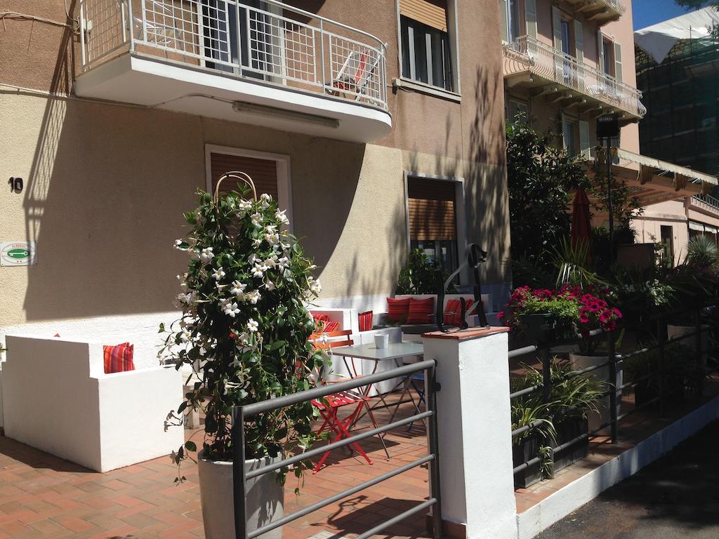 Hotel Spot Varazze Buitenkant foto