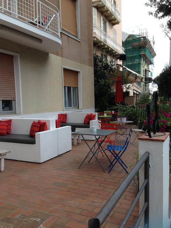 Hotel Spot Varazze Buitenkant foto