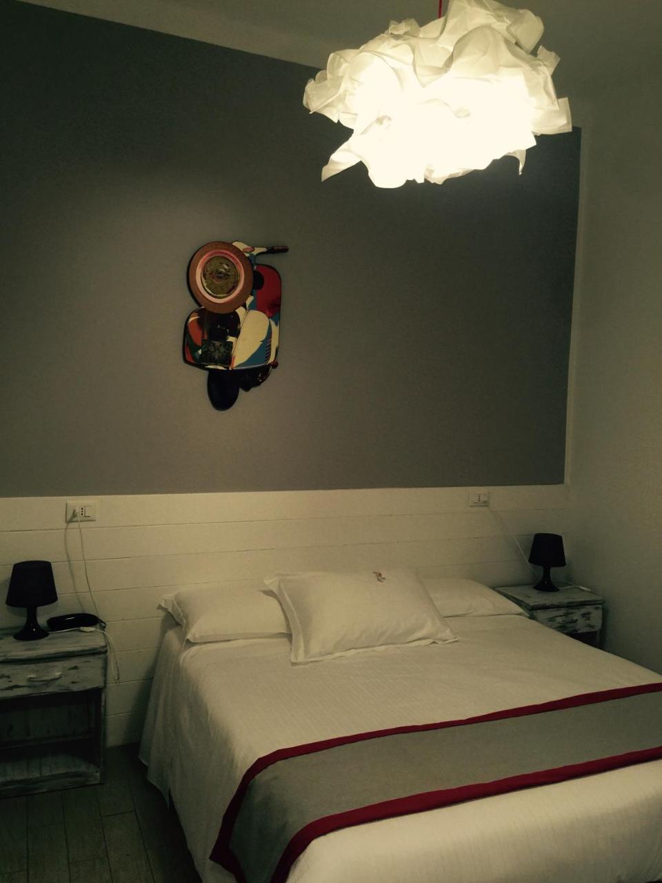 Hotel Spot Varazze Buitenkant foto