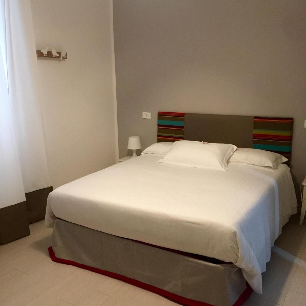 Hotel Spot Varazze Buitenkant foto