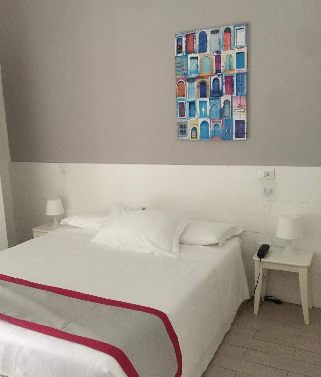 Hotel Spot Varazze Buitenkant foto
