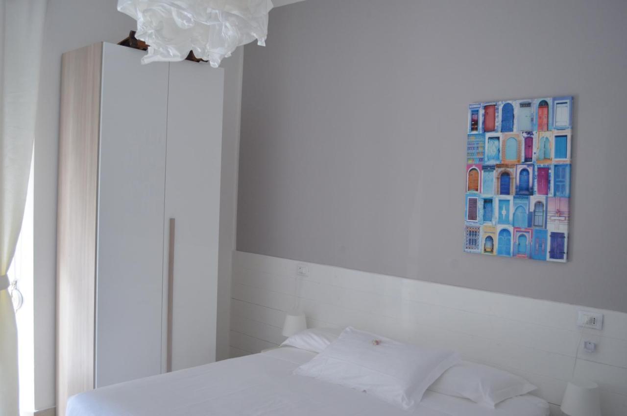 Hotel Spot Varazze Buitenkant foto
